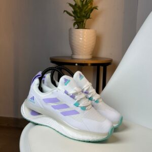 ADIDAS NEW STEPS