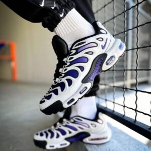 NIKE TN PLUS