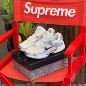 NIKE CUSHLON