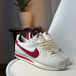 NIKE CORTEZ