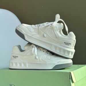 VALENTINO DIAMANTE