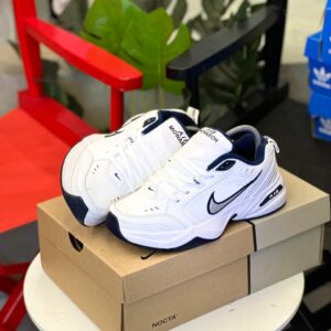 NIKE AIR MONARCH