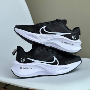 NIKE ZOOM CARITA