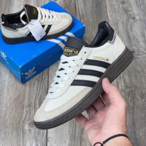 ADIDAS SPEZIAL