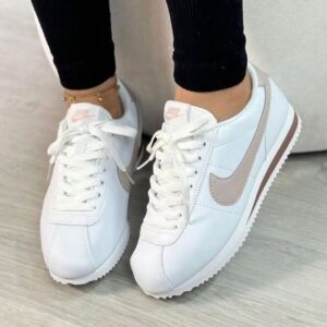 NIKE CORTEZ