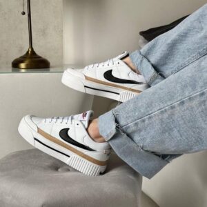 NIKE LEGAZY